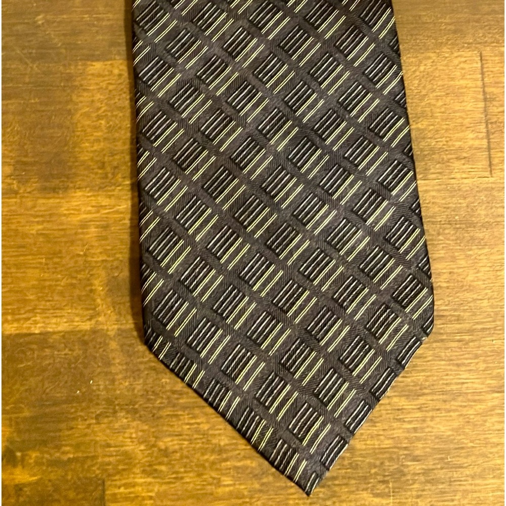 SILK Tie black, grey & touch of silver. 58” in length. Made by Claybrooke.